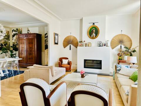 Private hotel in the heart of Orléans - 1 hour from Paris