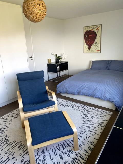 Comfortable studio in contemporary villa