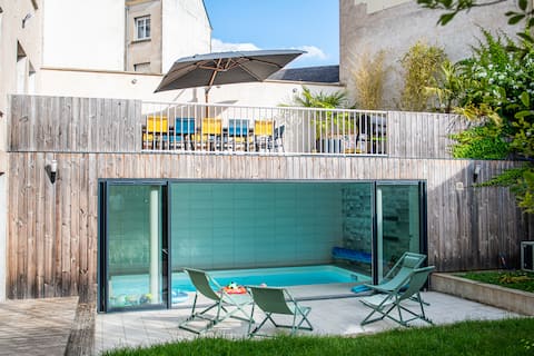 Natur'île / Indoor pool / Terrace / Center