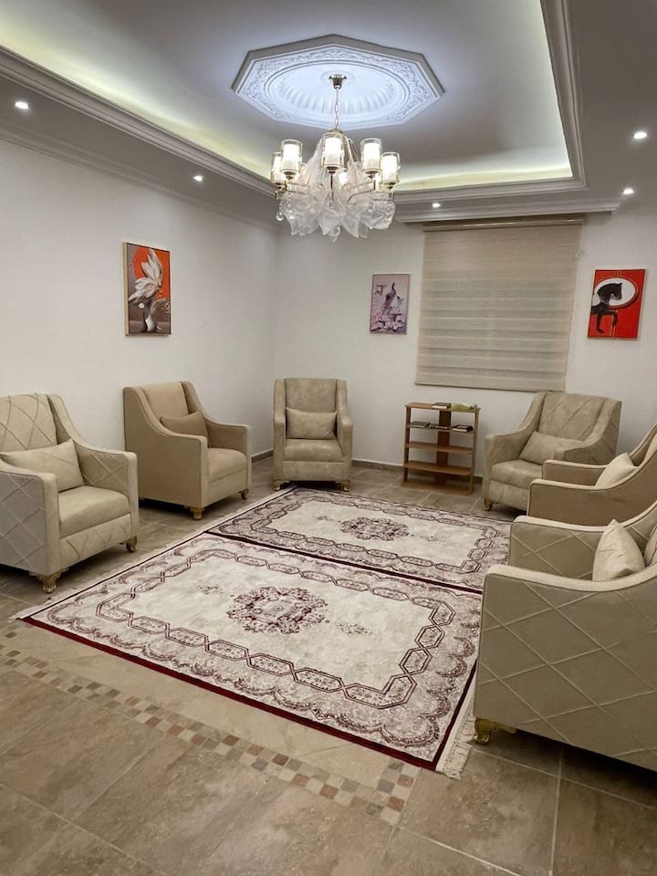 Stylish apartment with three rooms and a council Flats for Rent in Al