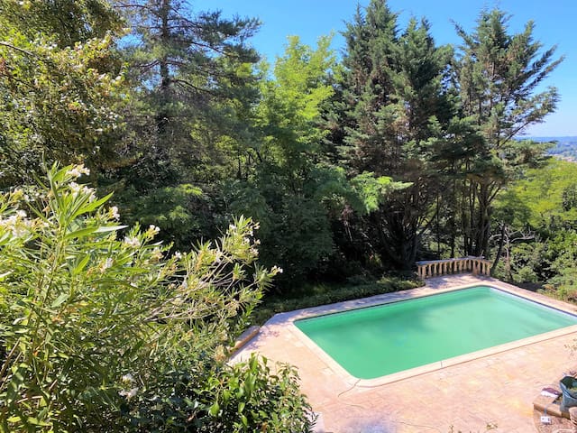 Sabine Et Mélanie managed Airbnb listing 3