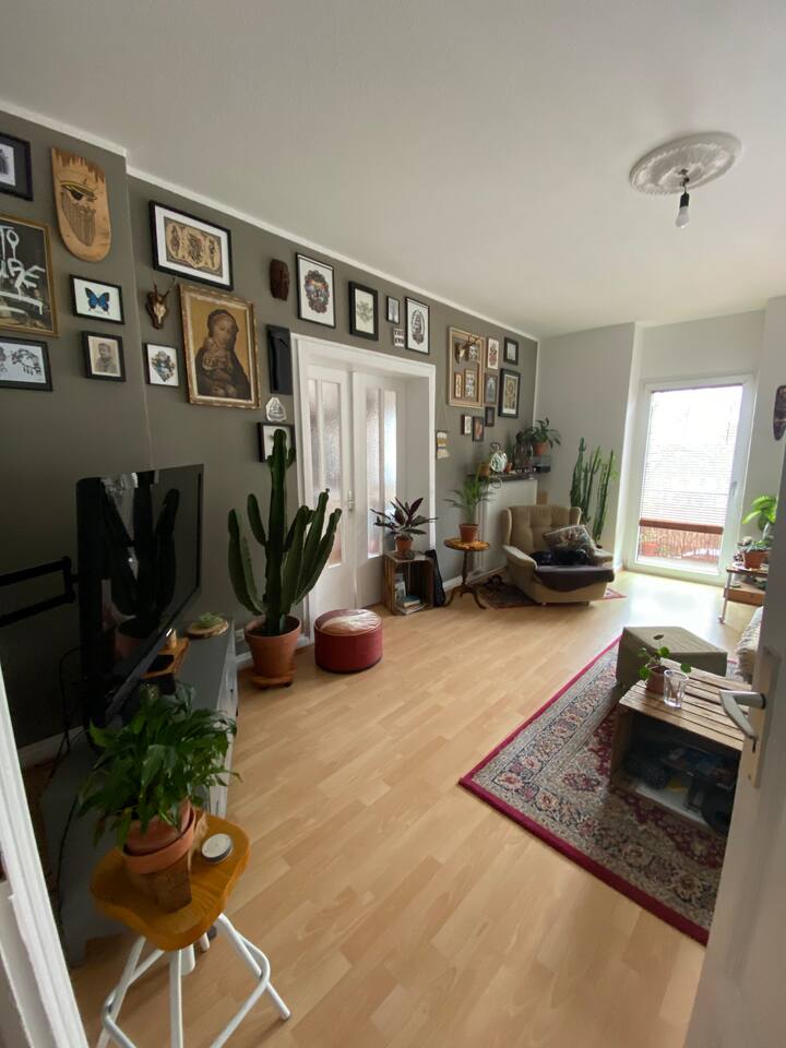 Stylish old building apartment Apartments for Rent in Kassel, Hessen