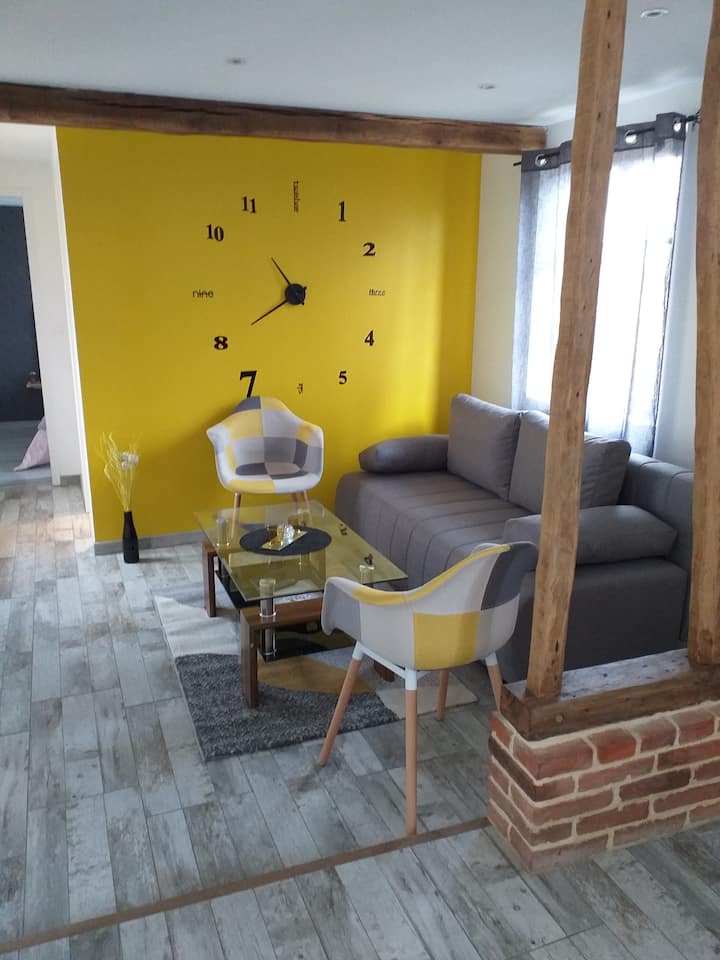Gîte De 2 à 6 Personnes
à 20mn De L'aéroport - Gournay-en-Bray