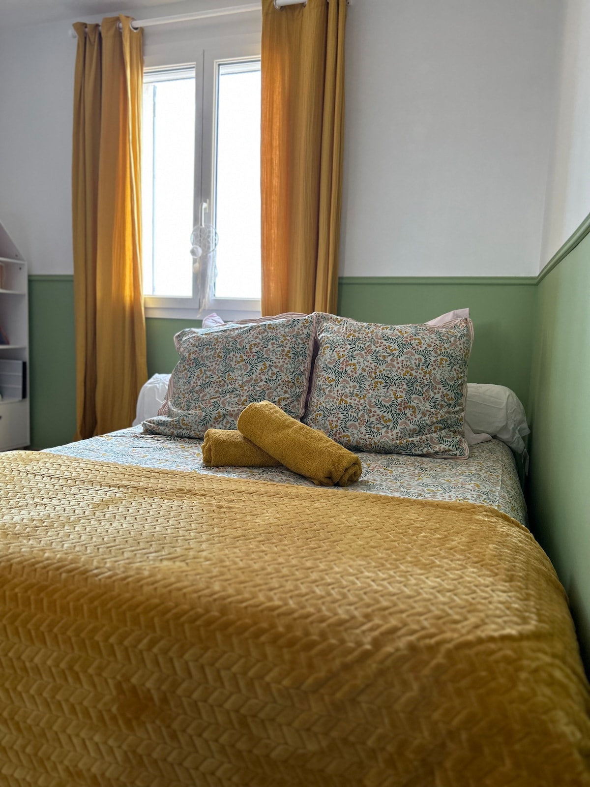 غرفة النوم 2