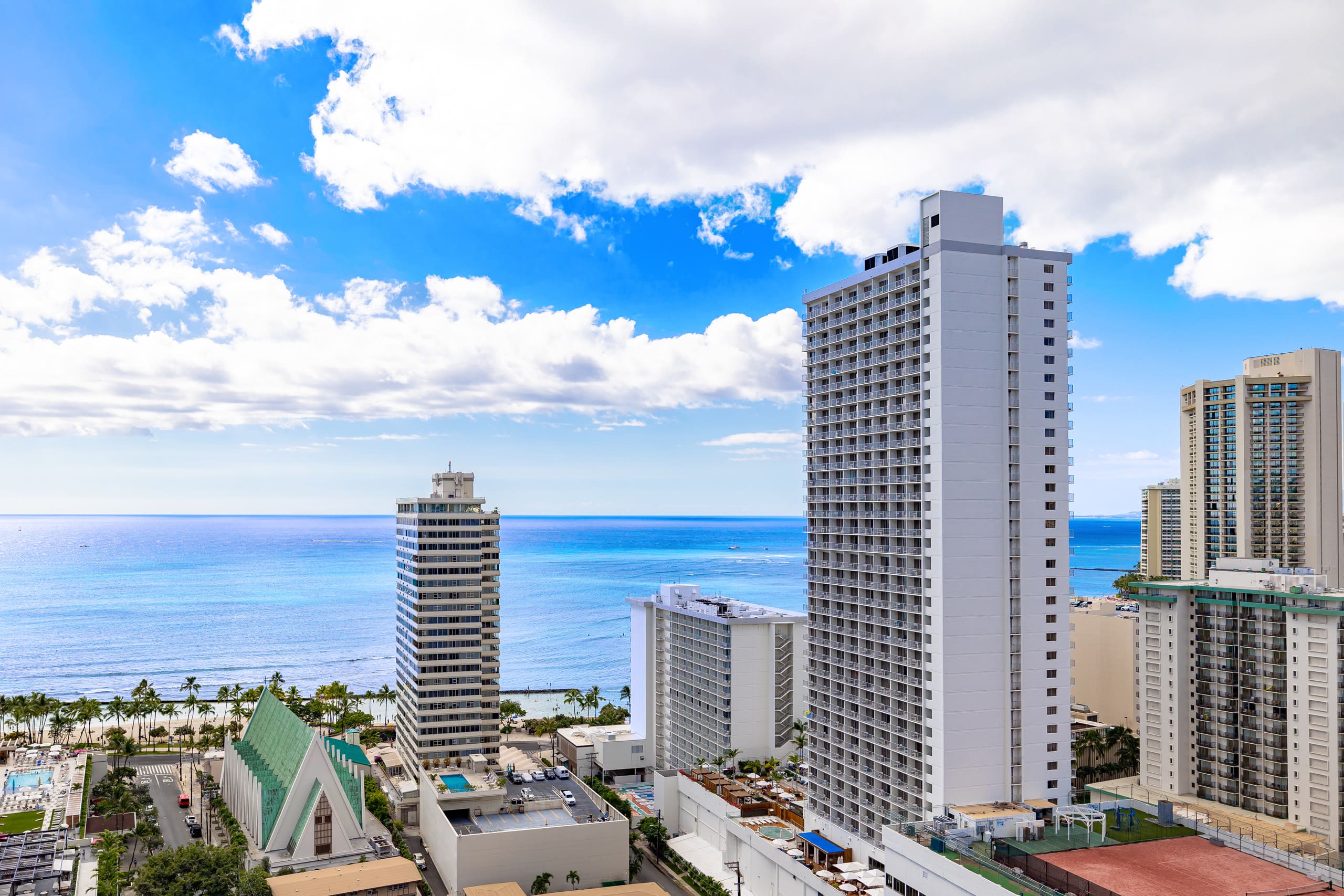 Condo in Honolulu · ★4.91 · 1 bedroom · 2 beds · 1 private bath - Image 24