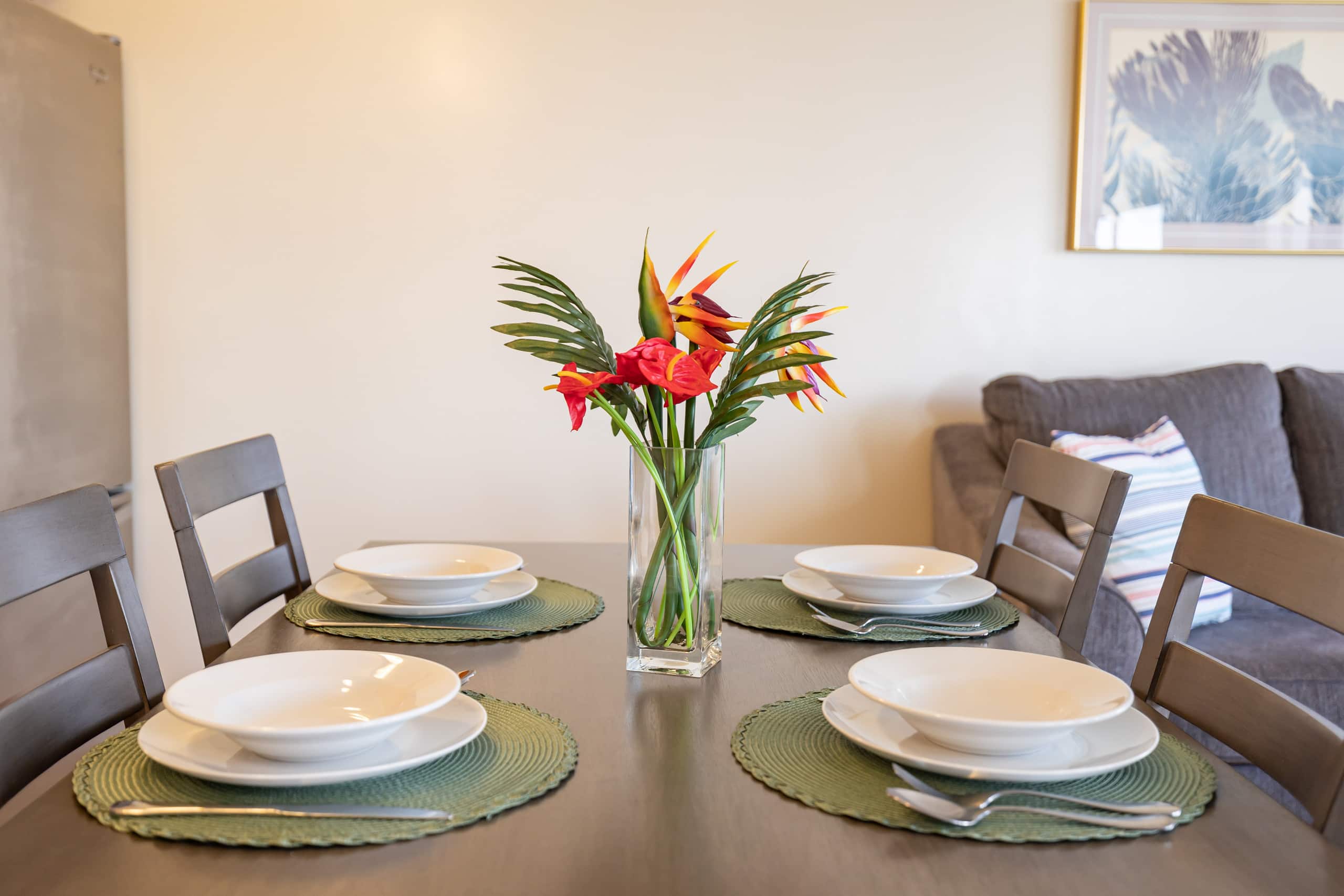 Condo in Honolulu · ★4.91 · 1 bedroom · 2 beds · 1 private bath - Image 9