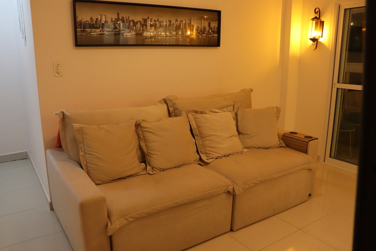 Top Airbnb: Central sea-facing apartment. Gourmet balcony. in Mongaguá