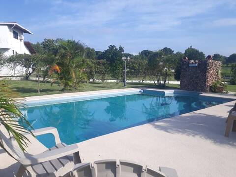 Cozy Beautiful House in Las Lajas, Chame