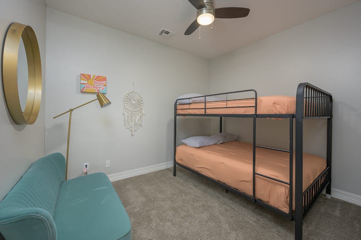 رابع سرير بطابقين - أسرّة بطابقين