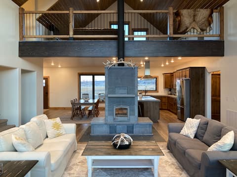 Successful Airbnb property: The Rendezvous in Wyoming