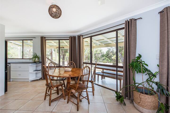 Bush lake logfire sauna retreat Mandurah gallery image 4