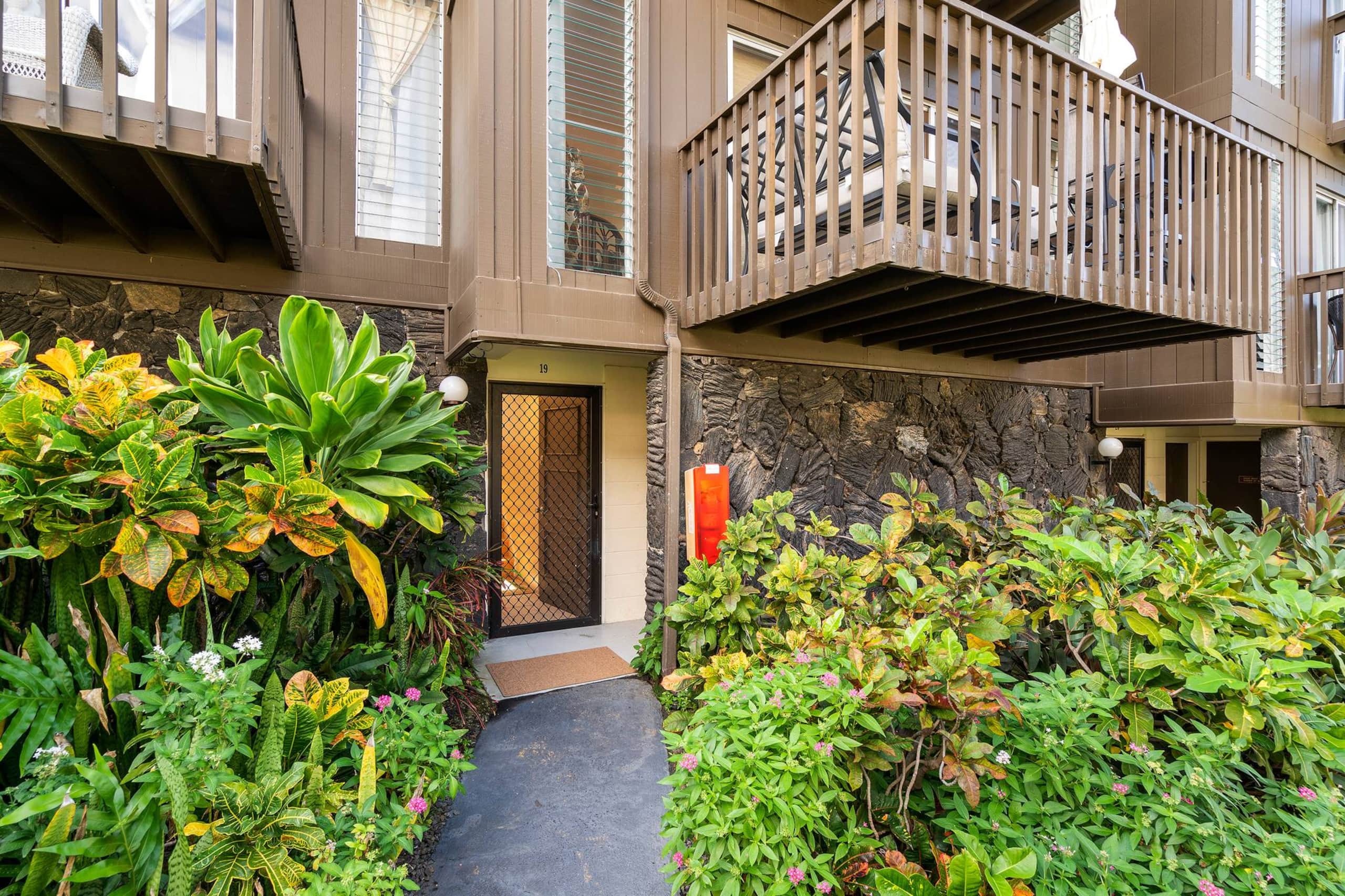 Condo in Kailua-Kona · ★5.0 · 1 bedroom · 2 beds · 1.5 private baths - Image 20
