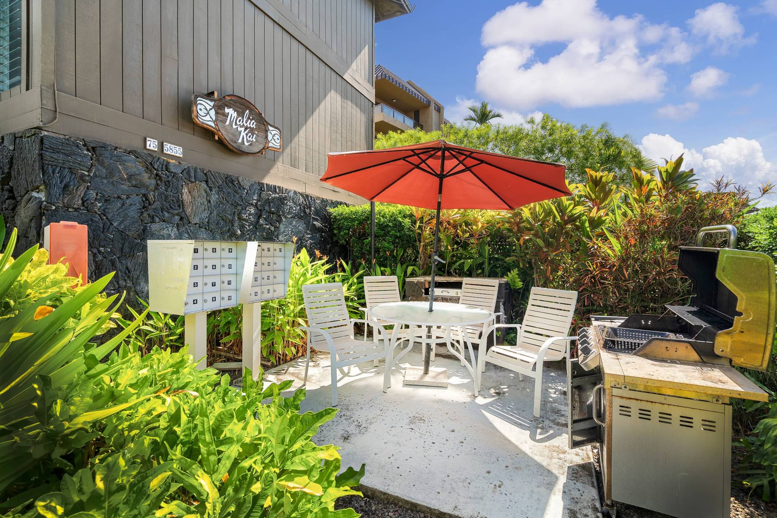 Condo in Kailua-Kona · ★5.0 · 1 bedroom · 2 beds · 1.5 private baths - Image 15