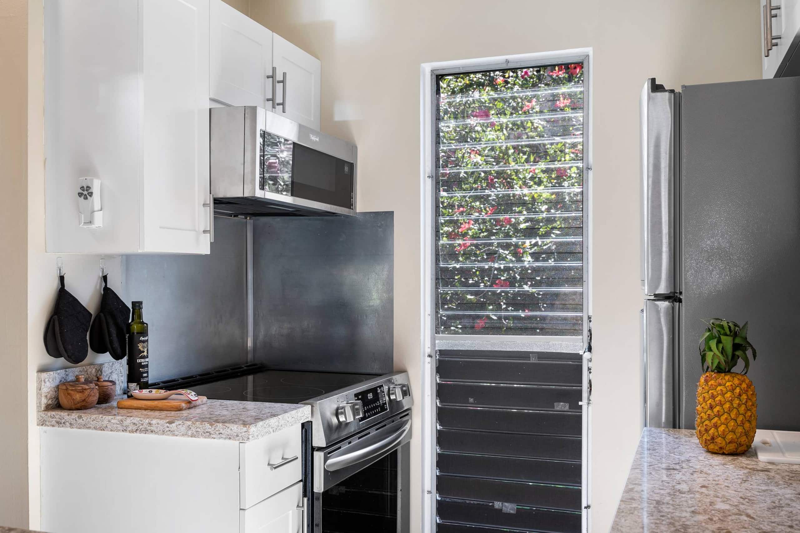 Condo in Kailua-Kona · ★5.0 · 1 bedroom · 2 beds · 1.5 private baths - Image 8