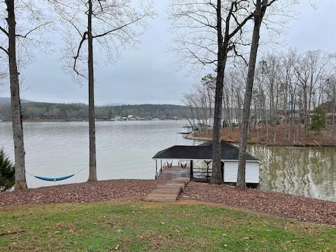 Lake Tillery Retreat