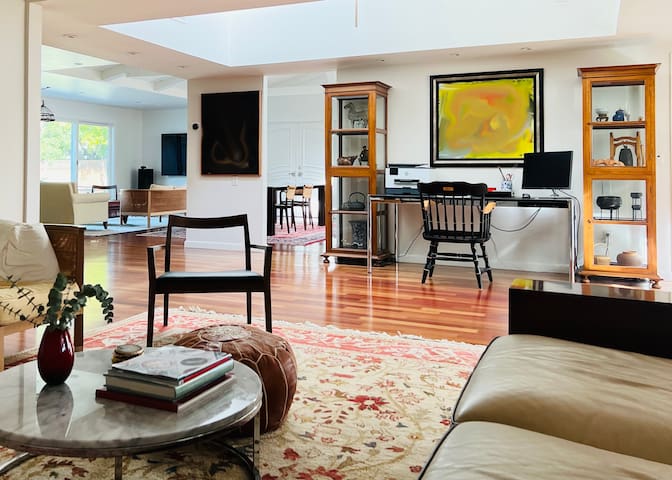 Modern & Clean, Must Love Indoor/Outdoor Living gallery image 4