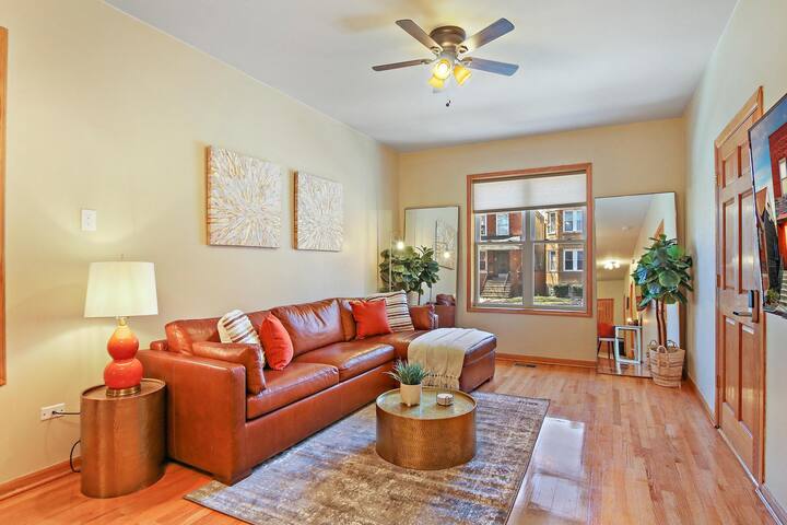 Cozy Irving Park 5BR Home – by O’Hare & Downtown gallery image 4