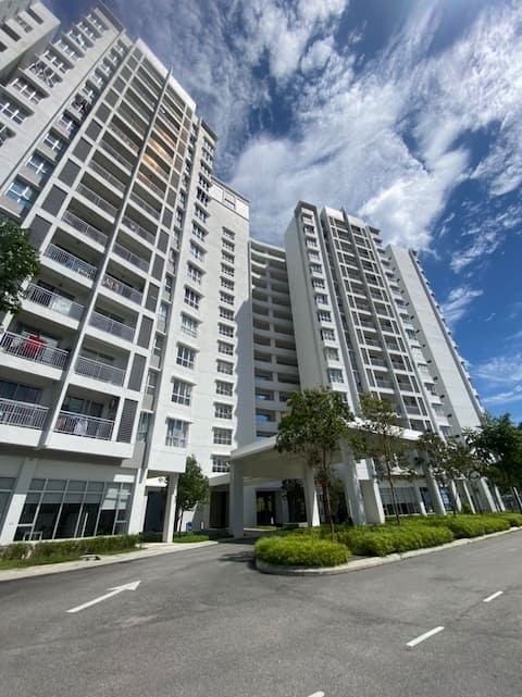 PalamStay near UiTM Puncak Alam