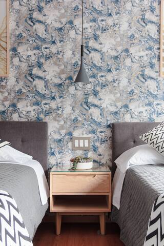 2 Designful Apartments in Roma gallery image 5