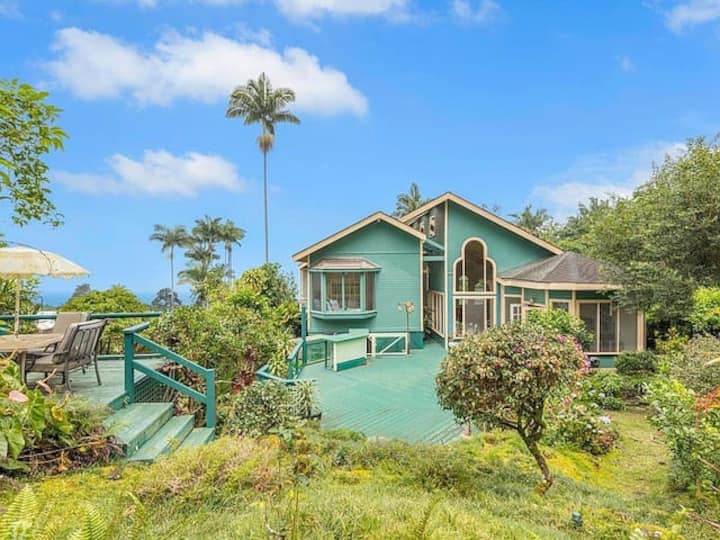 Private Room in Kona's Garden of Eden Houses for Rent in Holualoa