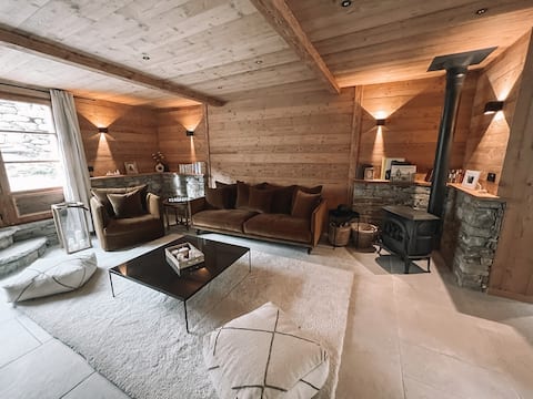 Popular Airbnb listing: House in a high-altitude hamlet in Bonneval Sur Arc