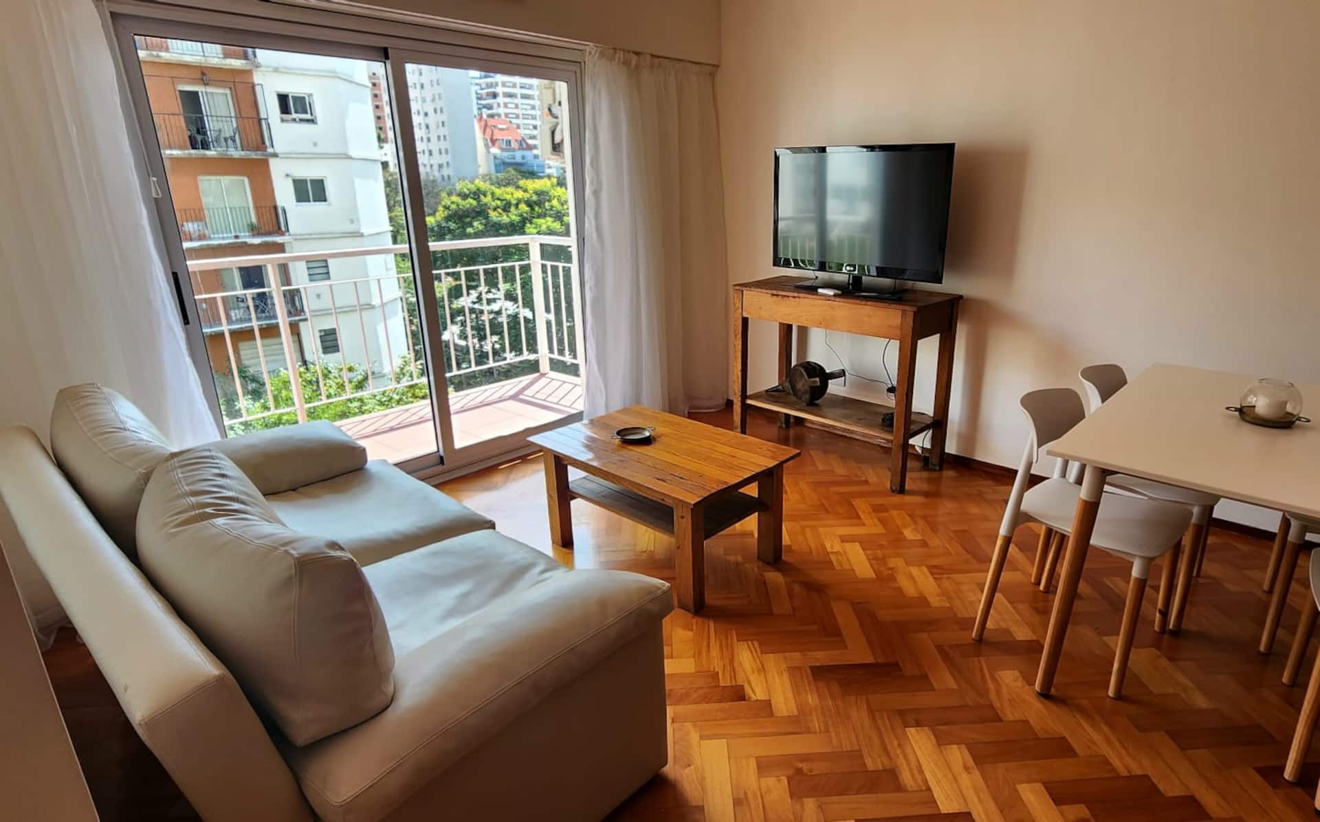Apartamento de 1 quarto em Belgrano (meio andar)