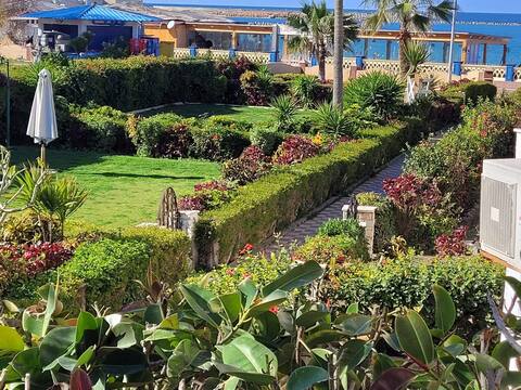 Excellent location sea view