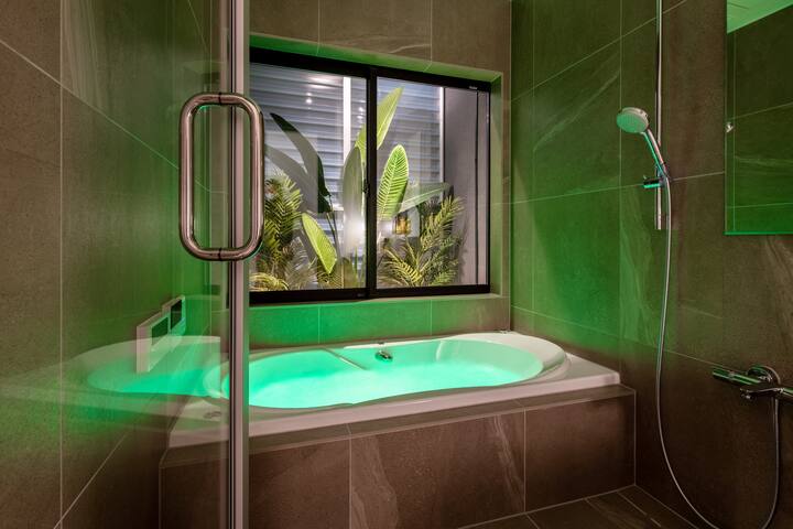 Jacuzzi/2Baths/Parking/13MinDirectTo Shinjuku Sta. gallery image 2