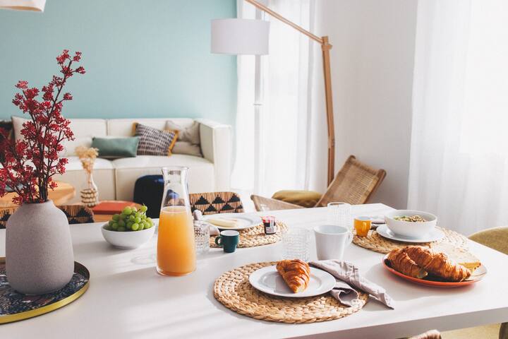 Premium Ocean View w/pool + fiber internet gallery image 2