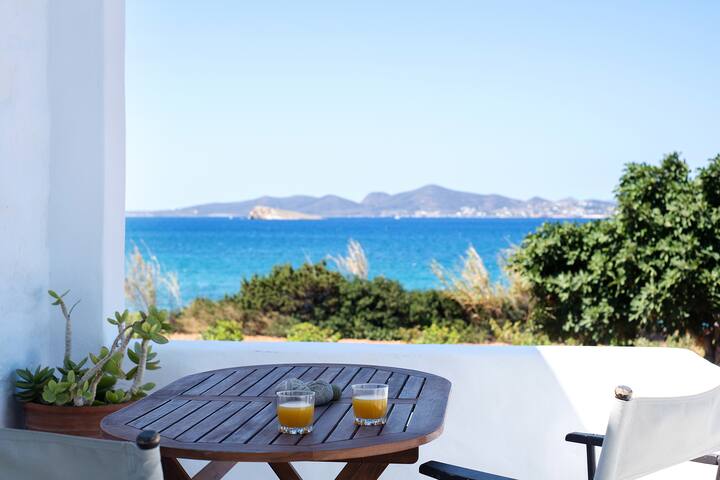 Seaside Dream Villa, Waterfront Villa in Paros gallery image 5