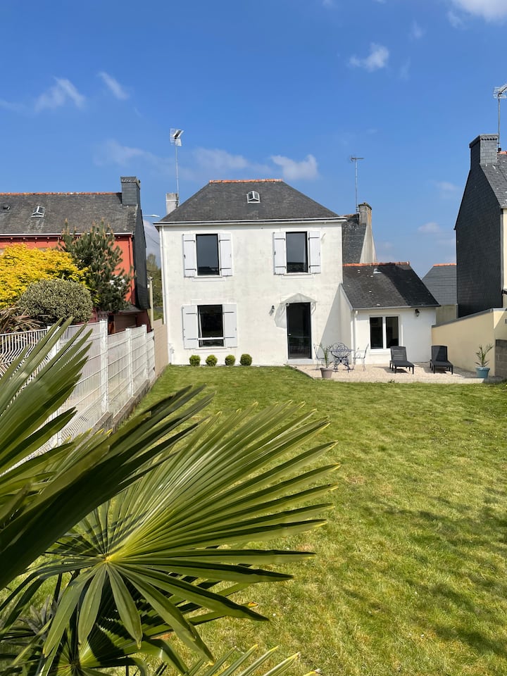 La Quimpéroise /city center on foot Houses for Rent in Quimper