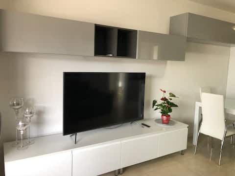 Annuncio Airbnb popolare: Casa Azzurra - free car garage and 5 bikes a Grado