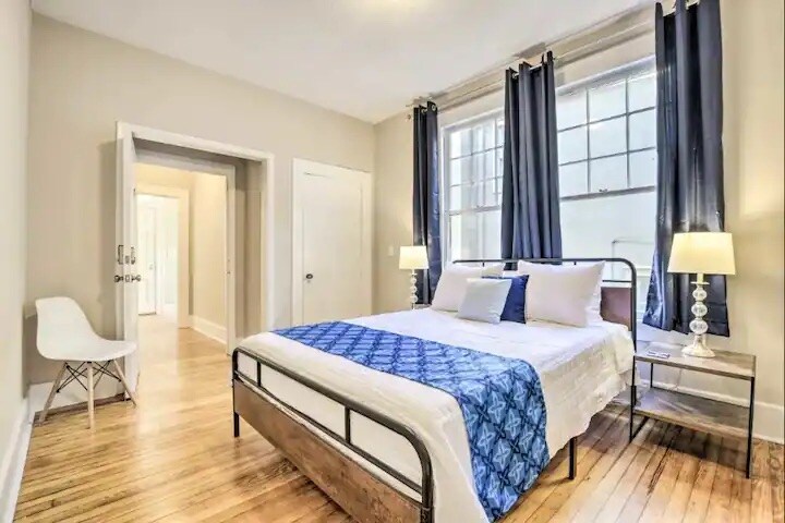 საწოლი 152 × 203 სმ