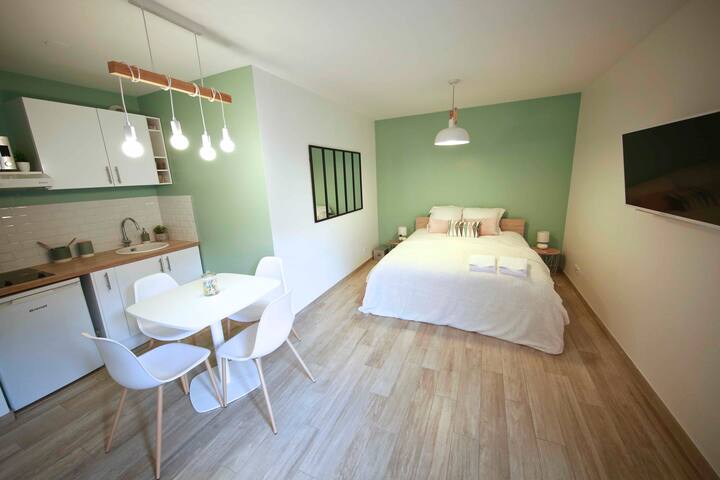La Clé Dorée managed Airbnb listing 2