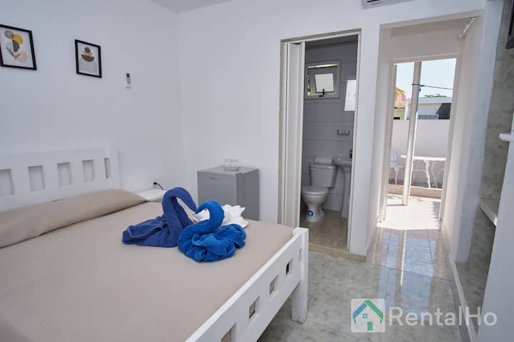 Мала соба бр. 3, многу тивко за да бидете на плажата Авенија