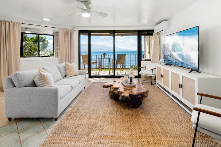 Coastal Dream Oceanfront Condo!