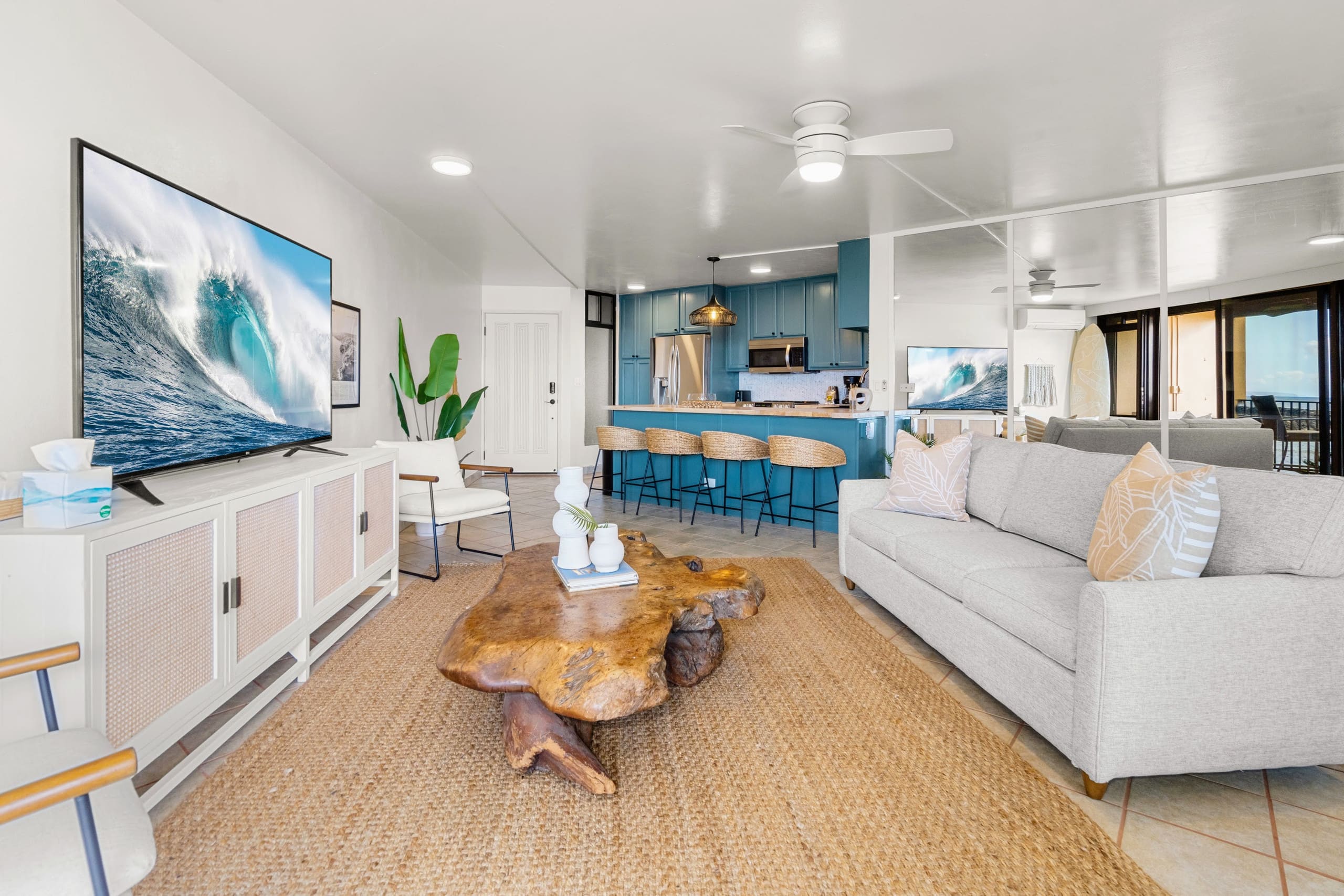 Condo in Wailuku · ★4.98 · 1 bedroom · 2 beds · 1 bath - Image 6
