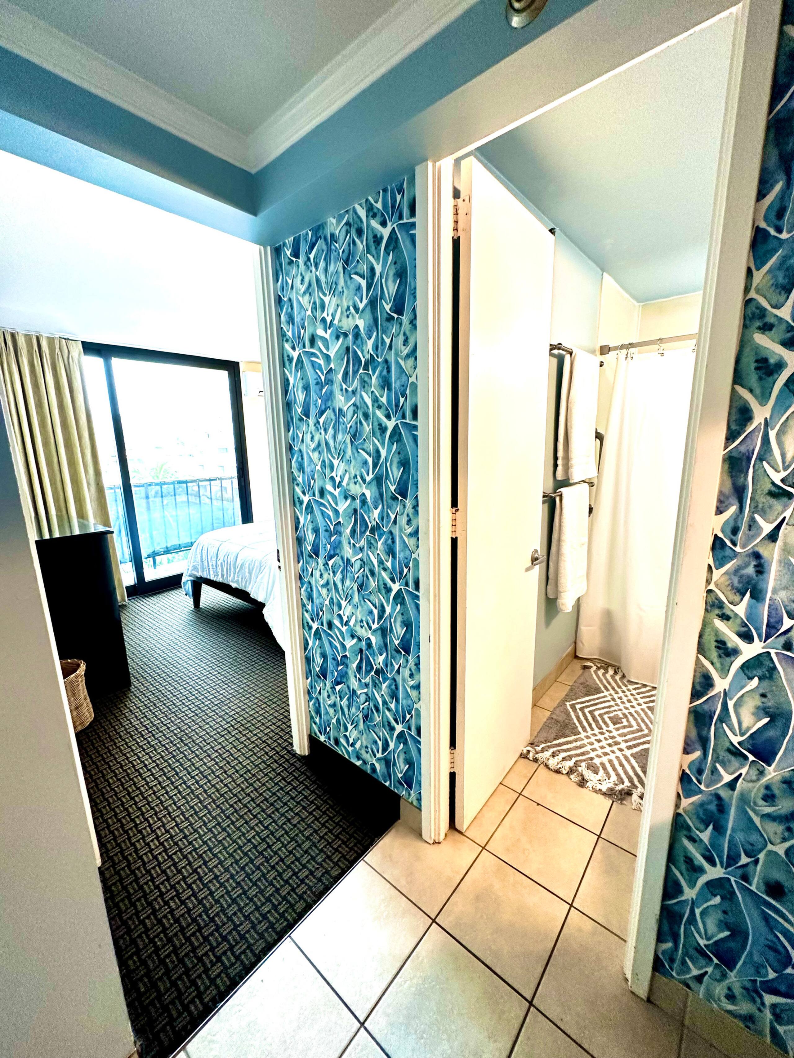 Perfect for family or friend group Waikiki Condo! - Image 20