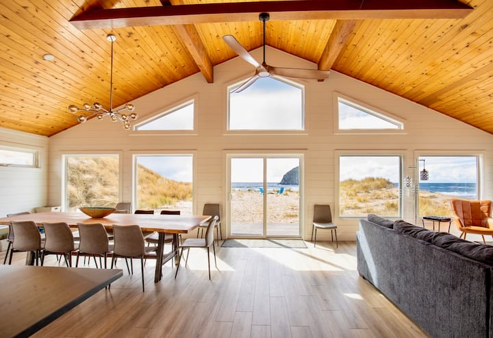Beachfront Oasis in Pacific City