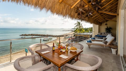 Propiedad de Airbnb exitosa: Upscale Oceanfront Condo - Best views in town! en Nayarit
