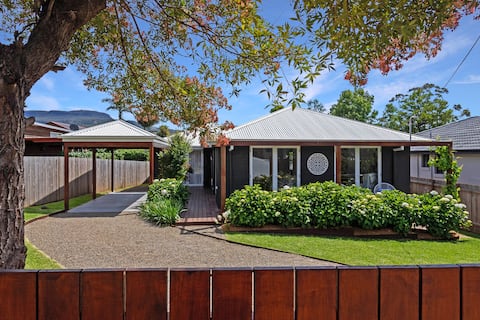 Queenberry: Close To Beach, Hot Tub, Walk To Town