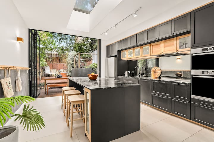 BONDI OASIS by The Scout Group