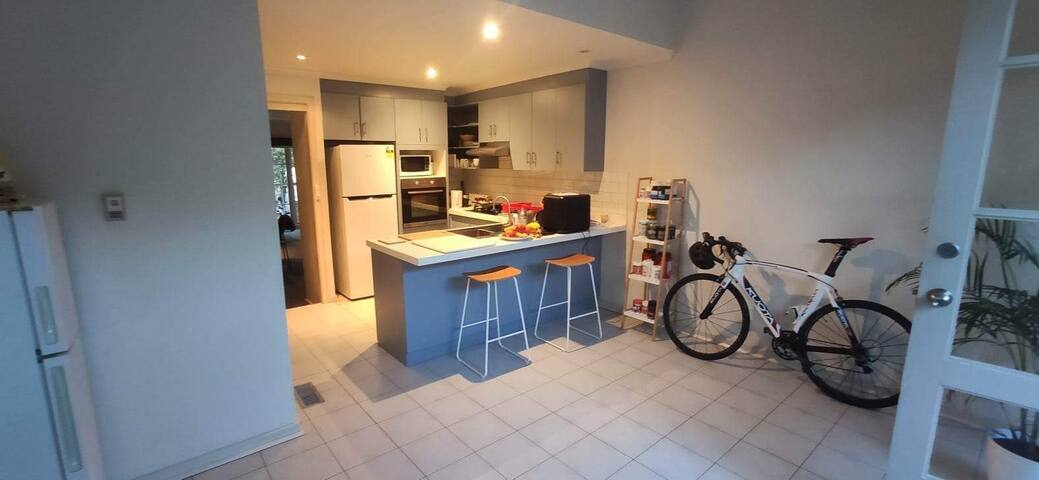 Lovely Townhouse gallery image 2