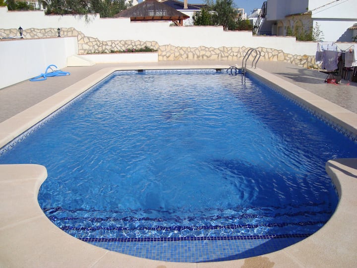 Large villa for 6 guests