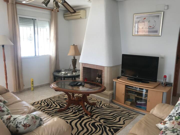 Large villa for 6 guests