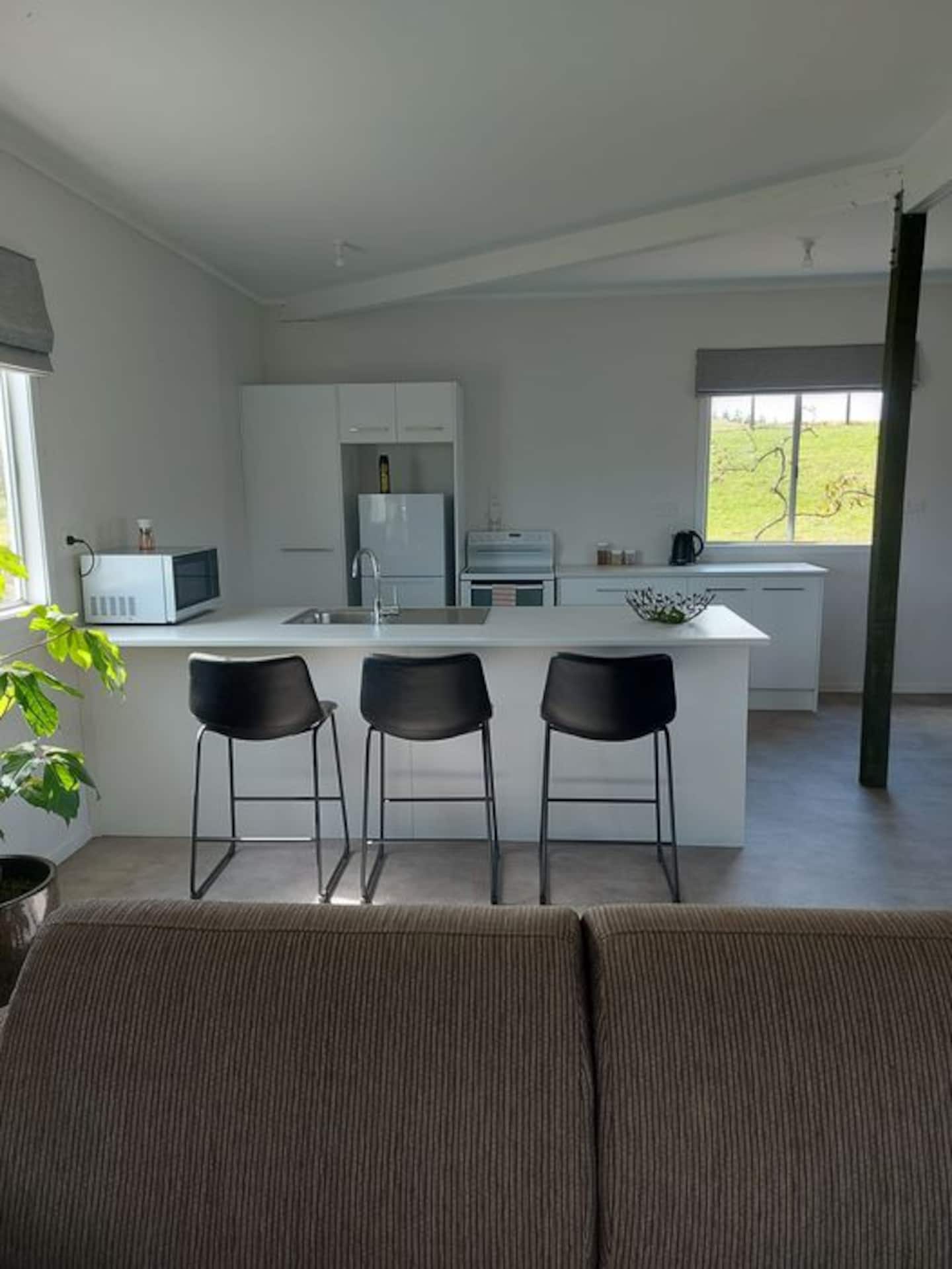 The Barn ~ Henderson Bay (Incl. Breakfast) 1