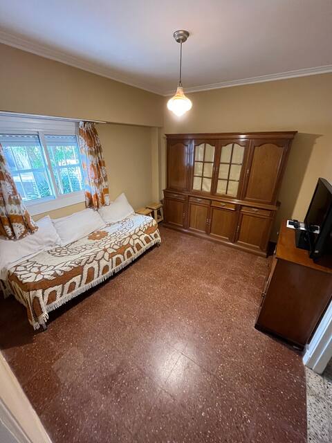 Top Airbnb: House half a block from the sea in the Parque Camet area en Parque Camet