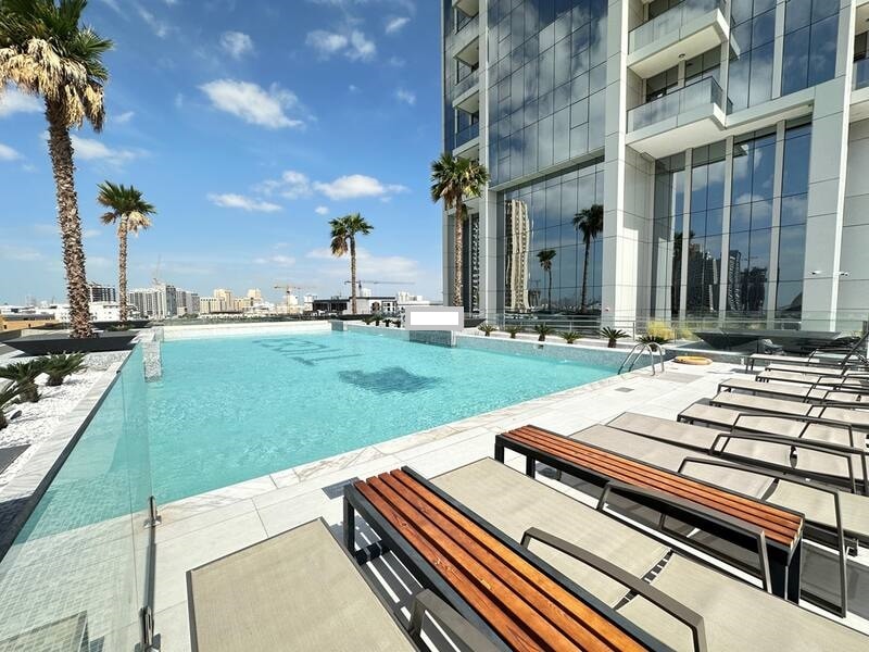 Successful Airbnb property: Offer - Amazing panoramic spacious studio in JVC in Al Barsha South Fourth