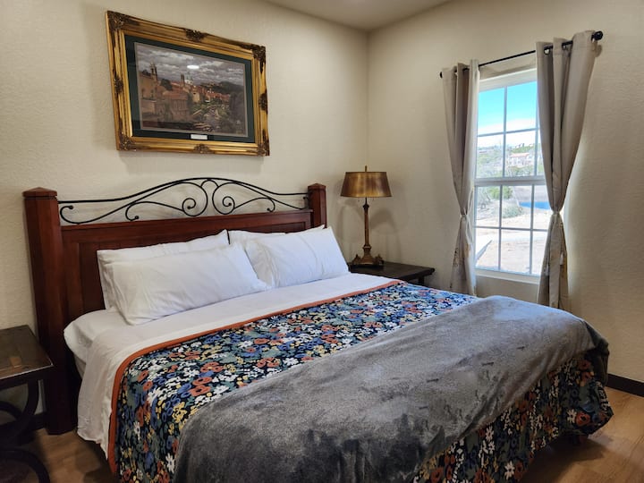 غرفة النوم 1