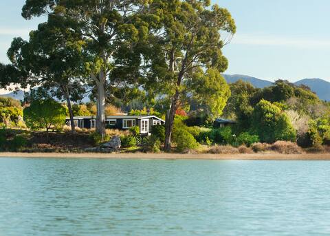 Karaka at The Apple Pickers' Cottages